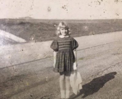 17495703_10212840532147496_424793819_n[1]