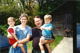 Family_picnic_McCullough