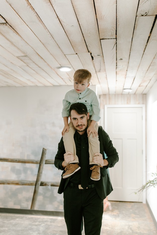 ellieseanceremony-7_charlie_2