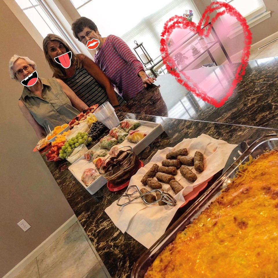 Three_friends_and_Food_edit